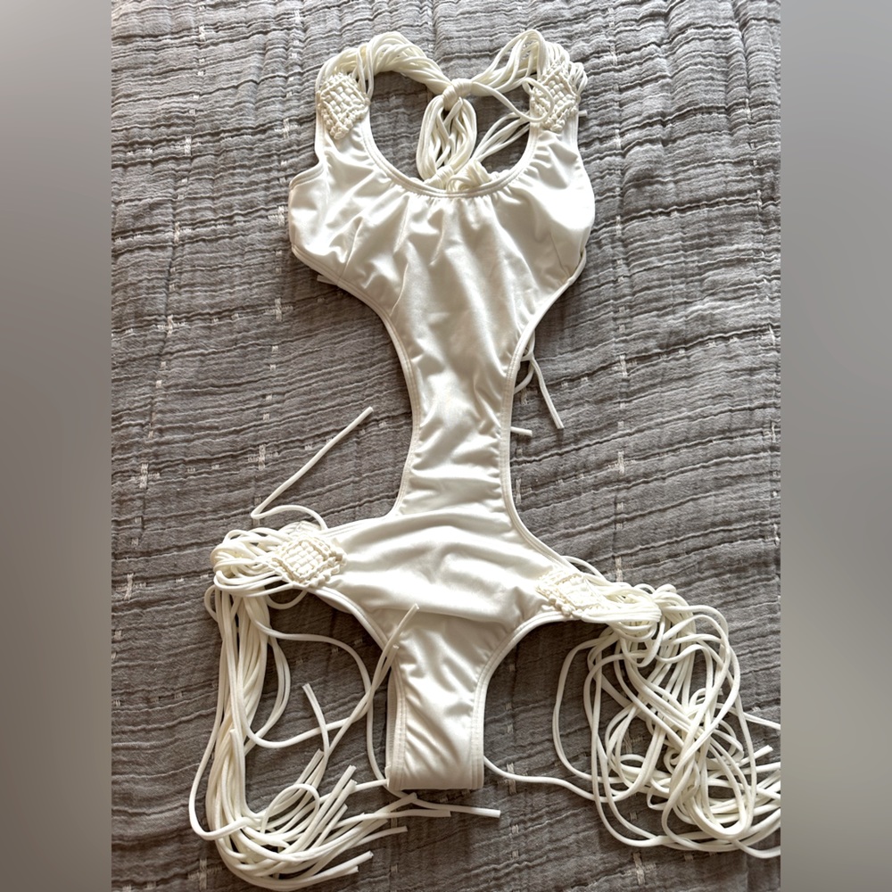 Victoria’s Secret one piece bathing suit swimwear Small